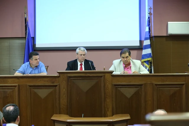 Συνεδριάζει το Δημοτικό Συμβούλιο στο Άργος με 25 θέματα