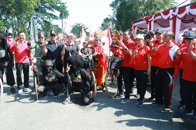 Meriah Penuh Nuansa Merah Putih, Lomba Sepeda Hias Semarakkan HUT Kemerdekaan RI ke-77 di Tabanan