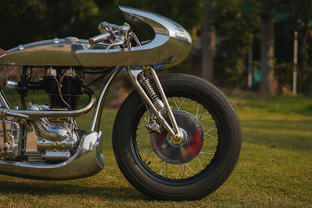 Royal Enfield By TNT Motorcycles