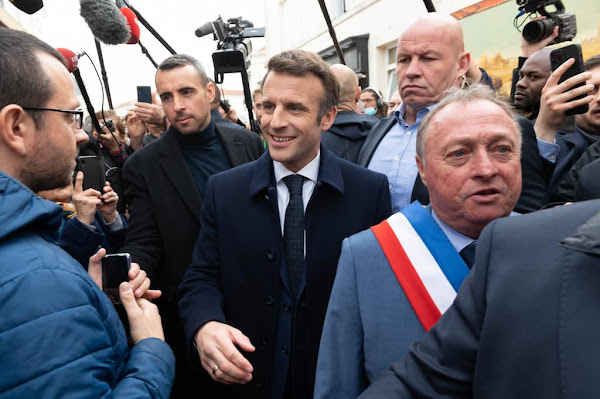 Présidentielle 2022 : Macron dénonce la « banalisation » d’un tandem d’extrême droite” regroupant Éric Zemmour et Marine Le Pen