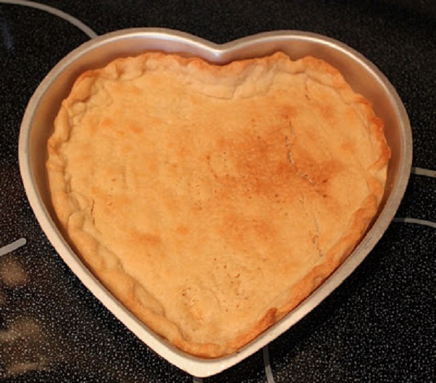 heart shaped pie crust