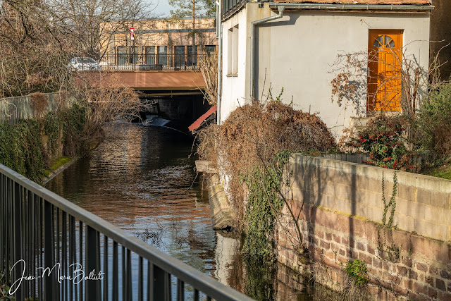 Anc. fossé et traces du ravelin du moulin de Saint-Guidon