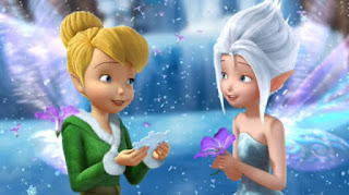 Sayap TinkerBell dan PeriWinkle sama-sama bercahaya