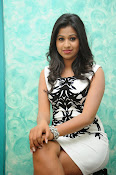 Manali Rathod latest Photo Shoot-thumbnail-13