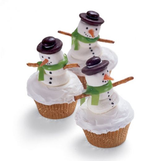 Snowman Cupcakes with Pretzel Arms
