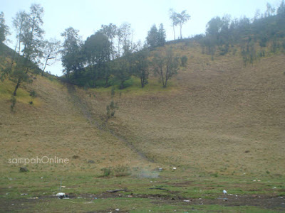 Romantis & Eksotisnya Ranu Kumbolo Di Semeru