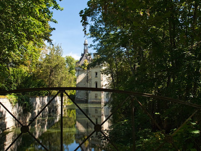 jiemve, château, La Mothe Chandeniers, pont, canal Sud