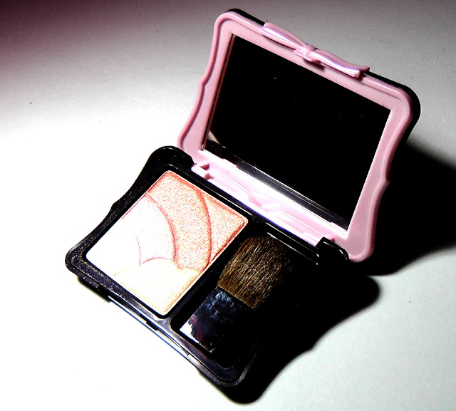 Etude House LUCIDarling Over the RainBlusher in #03 Apricot Review