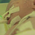 Seorang Bayi Selamat Setelah dikeluarkan Dari Rahim Ibunya Yang Wafat dari Serangan Israel