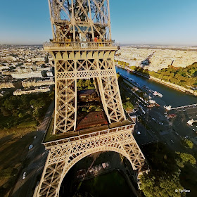 FlyViewParis - The Eiffel Tower