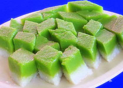 Single Dot .: Kuih-kuih Tradisional dengan nama-nama 