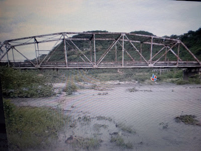 puente viejo del Municpio Baitoa...foto miguel.