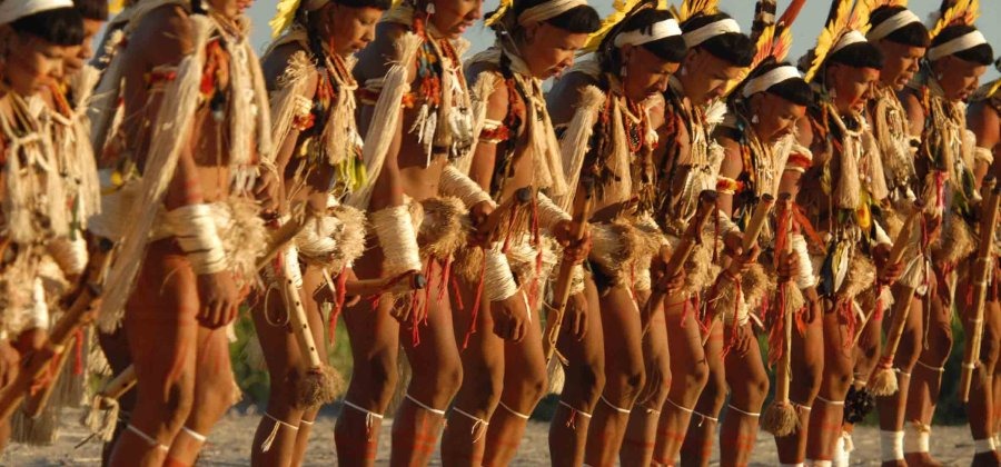 7 rituais mais insanos de índios brasileiros