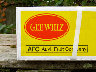 Box from Auvil Fruit Company with "Gee Whiz" logo
