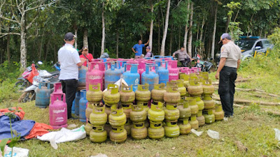 Polisi Temukan Ratusan Tabung Gas Elpiji Tak Bertuan di Kampung Saninten 