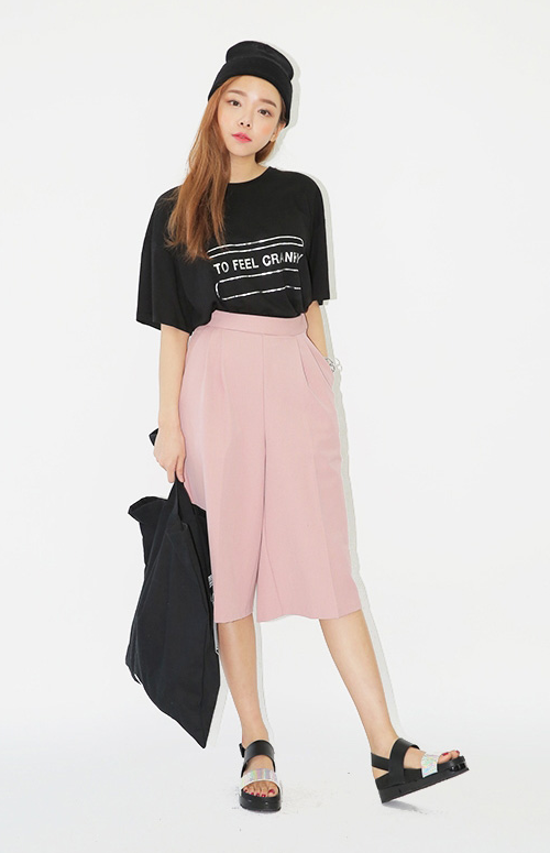 Pintuck Wide Leg Pants