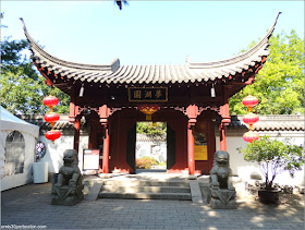 Entrada al Jardín Chino del Jardín Botánico de Montreal