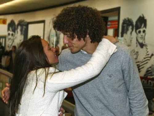 ALL SPORTS PLAYERS: David Luiz Girlfriend Sara Madeira 2014