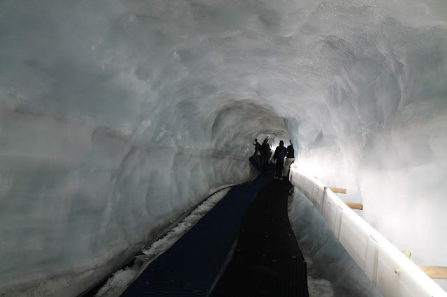 Matterhorn geology Zermatt Alps Switzerland Glacier Paradise copyright RocDocTravel.com