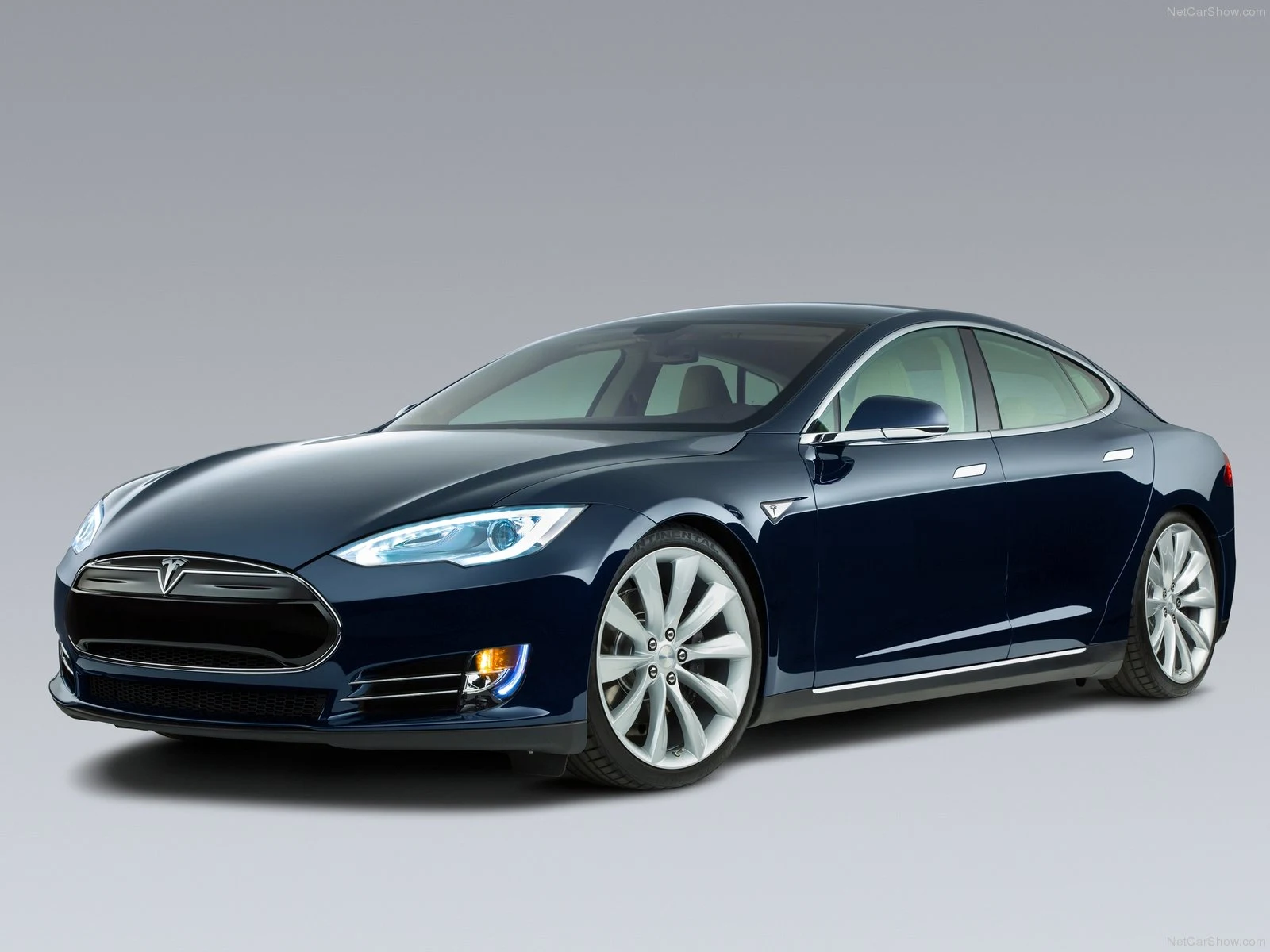 Hình ảnh xe điện Tesla Model S 2013 & nội ngoại thất