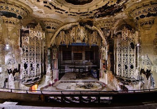 United Artists Theaters on The Abandoned United Artists Theatre In Detroit   Not Content Yet