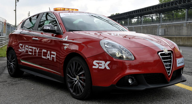 This here is the Alfa Romeo Giulietta that will serve as this year's safety