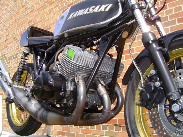 kawasaki-kh750-triple-cafe-racer+Kawasaki+KH750+Cafe Racer+2 Stroke+Triple