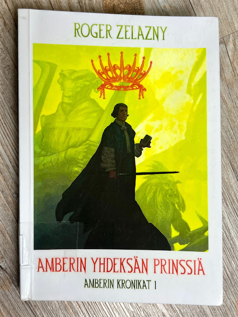 Amberin yhdeksän prinssiä -kirjan kansi