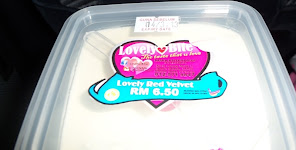 Red Velvet kek di perhentian Sungai Bakap
