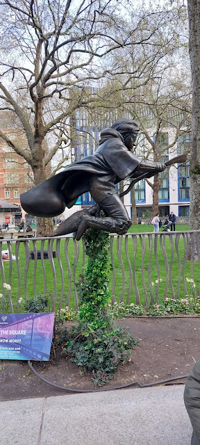 place Leicester Square