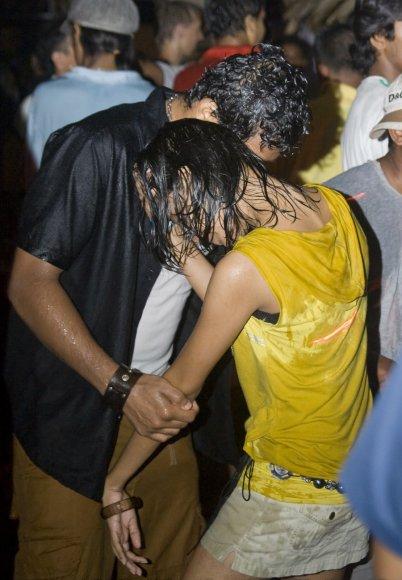 [Sri+Lanka+Hot+Party+Pictures+09.jpg]