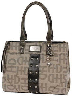 http://www.adventureharley.com/harley-davidson-jacquard-carryall-purse-tan