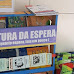Projeto Leitura da Espera implanta estante de livros na USF Elzanir Ferreira