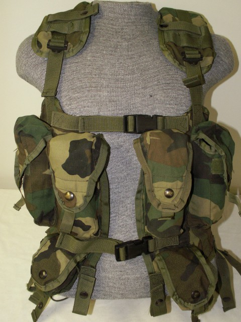 Alice Load Bearing Vest Pack butt field training nsn webbingbabel
woodland lbv iifs