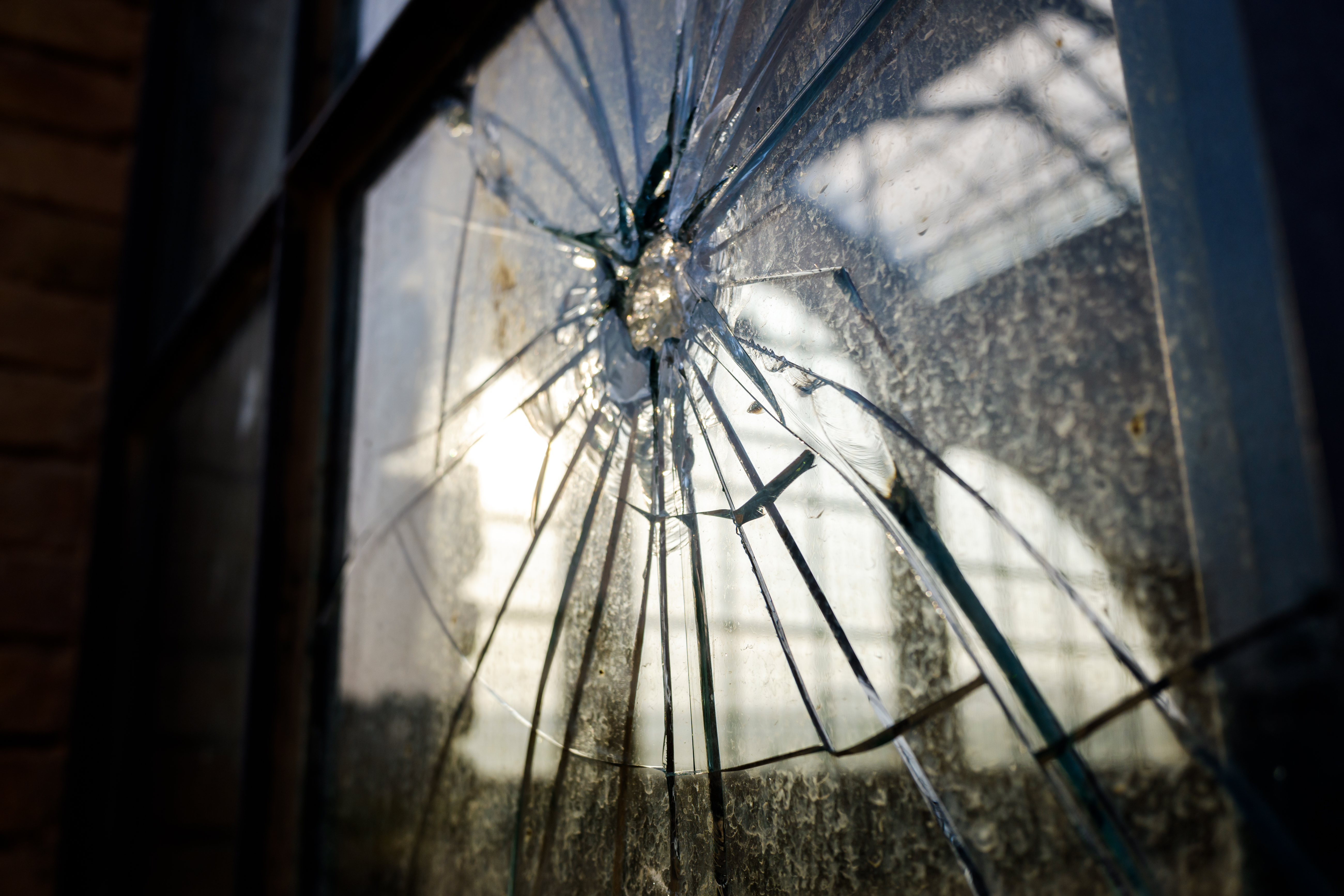 Oklahoma City Glass Replacement: Keeping Your Home Safe and Sparkling