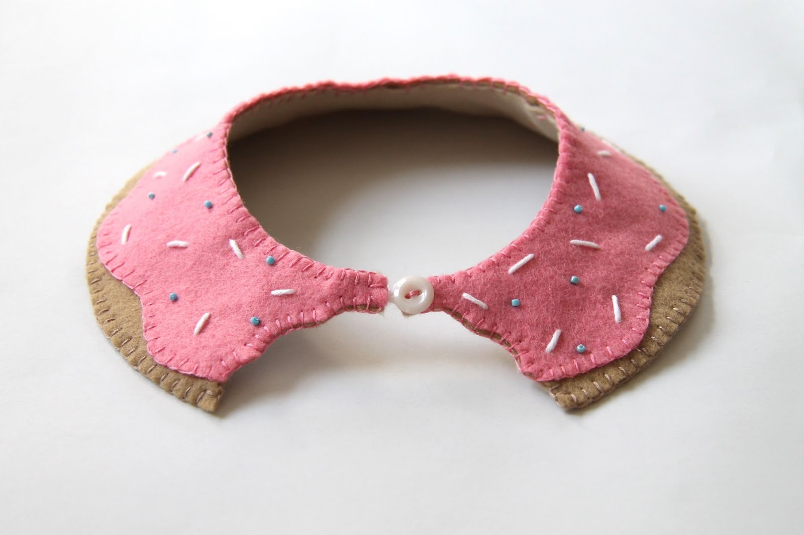 DIY Pink Doughnut Collar Tutorial