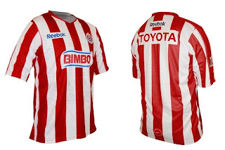 Uniforme de Chivas en conmemoracion de 50 aniversario del Jalisco