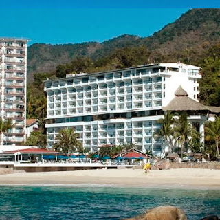 Viaje a Puerto Vallarta en el Hotel Best Western Plus Suites vista del hotel