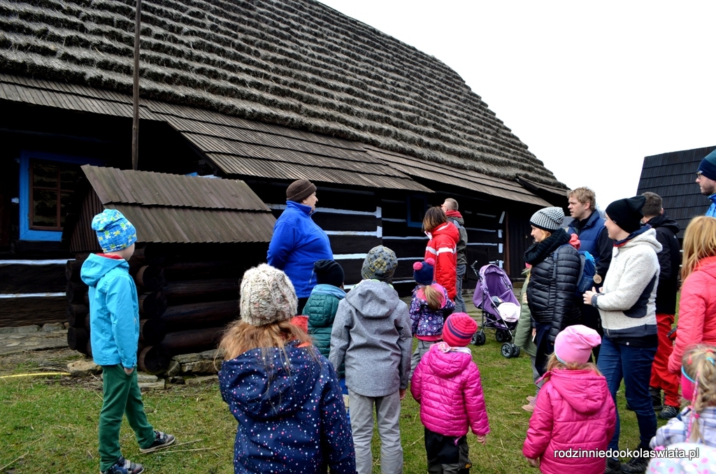 Skansen-w-Zyndranowej-z-dzieckiem