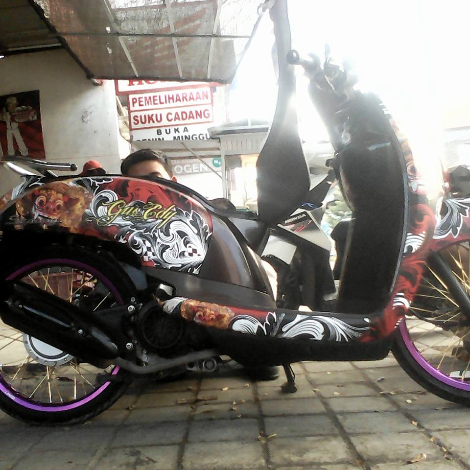 40 Gambar Foto Modifikasi Motor Scoopy Matic Honda