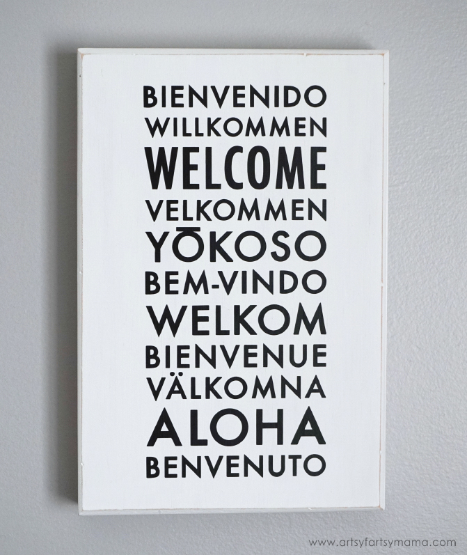 DIY Welcome Sign with a few simple materials and Cricut | @artsyfartsymama