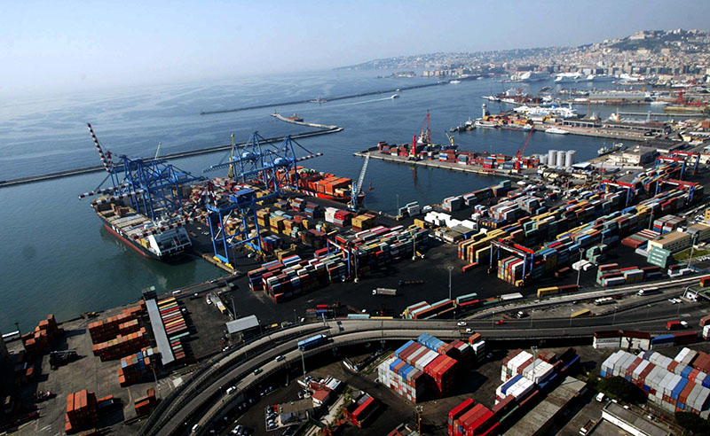 Le associazioni logistiche preoccupate per la crisi dei controlli doganali nel porto di Napoli