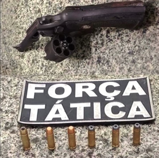 Policiais da Força Tática apreendem revólver municiado e prendem homem no Residencial Dunas