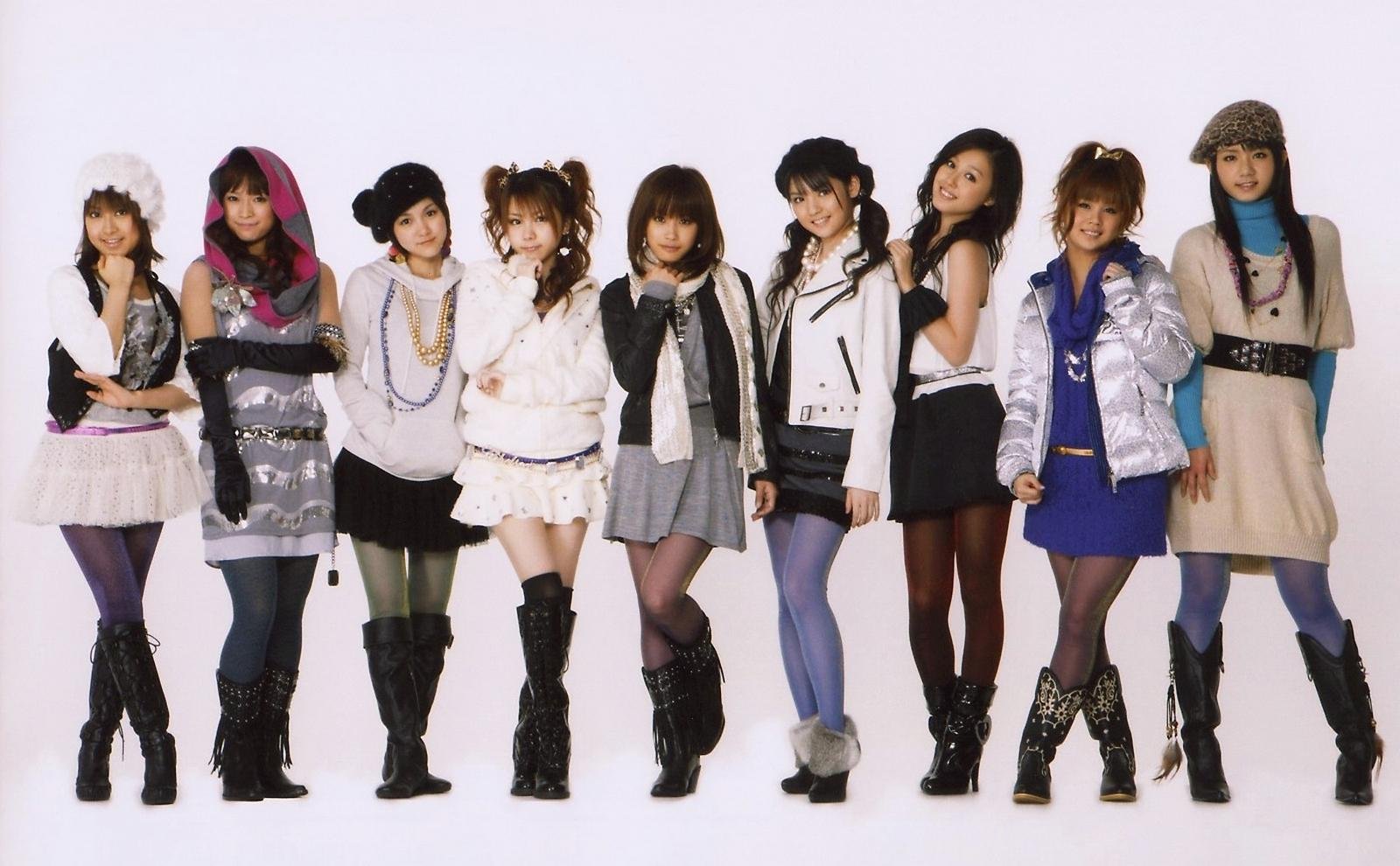 Download this Reina With Personil Morning Musume picture