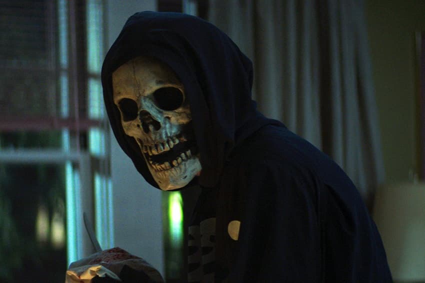 Новую часть серии фильмов ужасов «Улица страха» по книгам Р. Л. Стайна снимет Хлоя Окуно