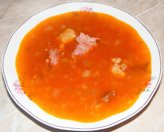 fasole cu ciolan, supe, fasole, supa, supa de fasole, supa de fasole cu ciolan de porc afumat, retete culinare, retete de mancare, mancaruri de fasole, retete de fasole, retete romanesti traditionale, mancare cu ciolan afumat de porc,