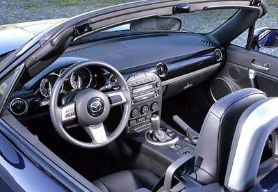 2006 Mazda MX-5 Roadster Coupe