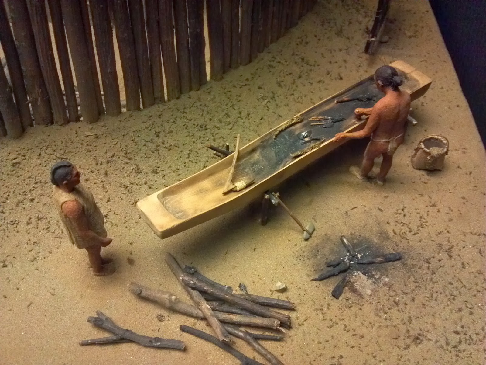 Northeastern Amerindian Canoes: Peabody Museum #8