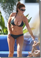 Larsa-Pippen-Bikini-Pictures-In-Miami-09