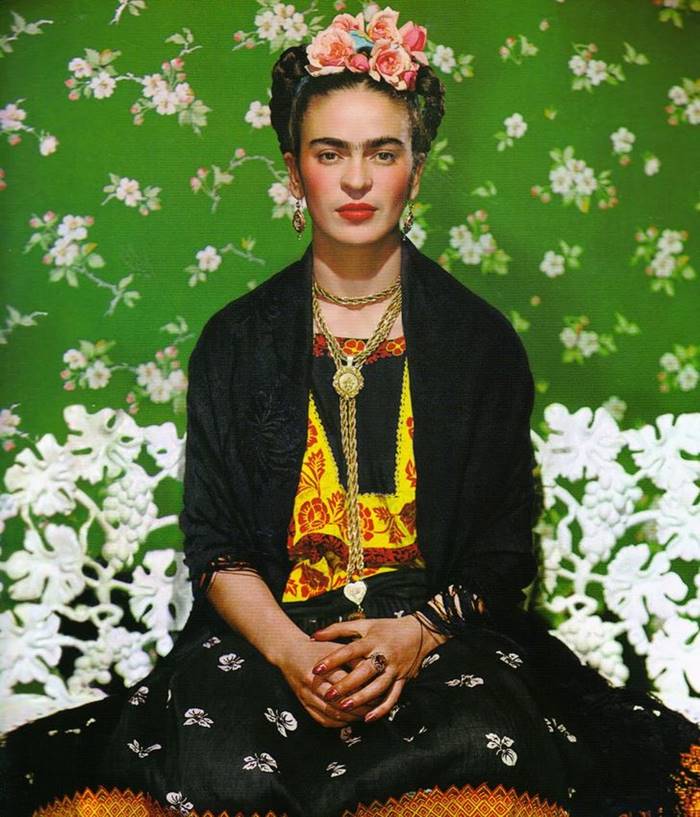 Rare Photos of Frida Kahlo as a Young Woman in the 1920s. 